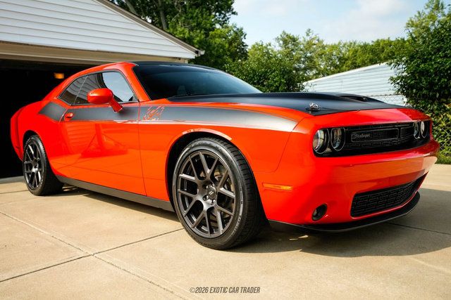 Used 2017 Dodge Challenger R/T w/ Quick Order Package 22P T/A RWD image 12