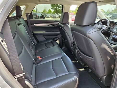 Used 2018 Cadillac XT5 Premium Luxury image 19