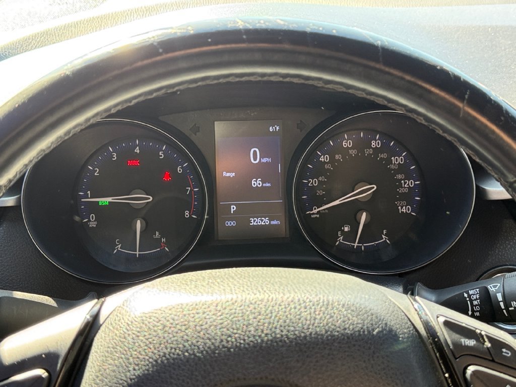 Used 2019 Toyota C-HR XLE FWD image 33