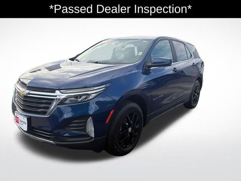 Used 2022 Chevrolet Equinox LT image 2