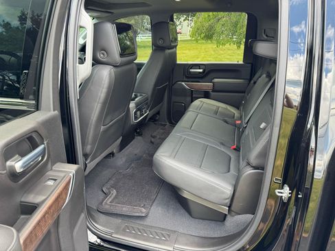 Used 2020 GMC Sierra 3500 Denali w/ Denali Ultimate Package AWD/4WD image 10