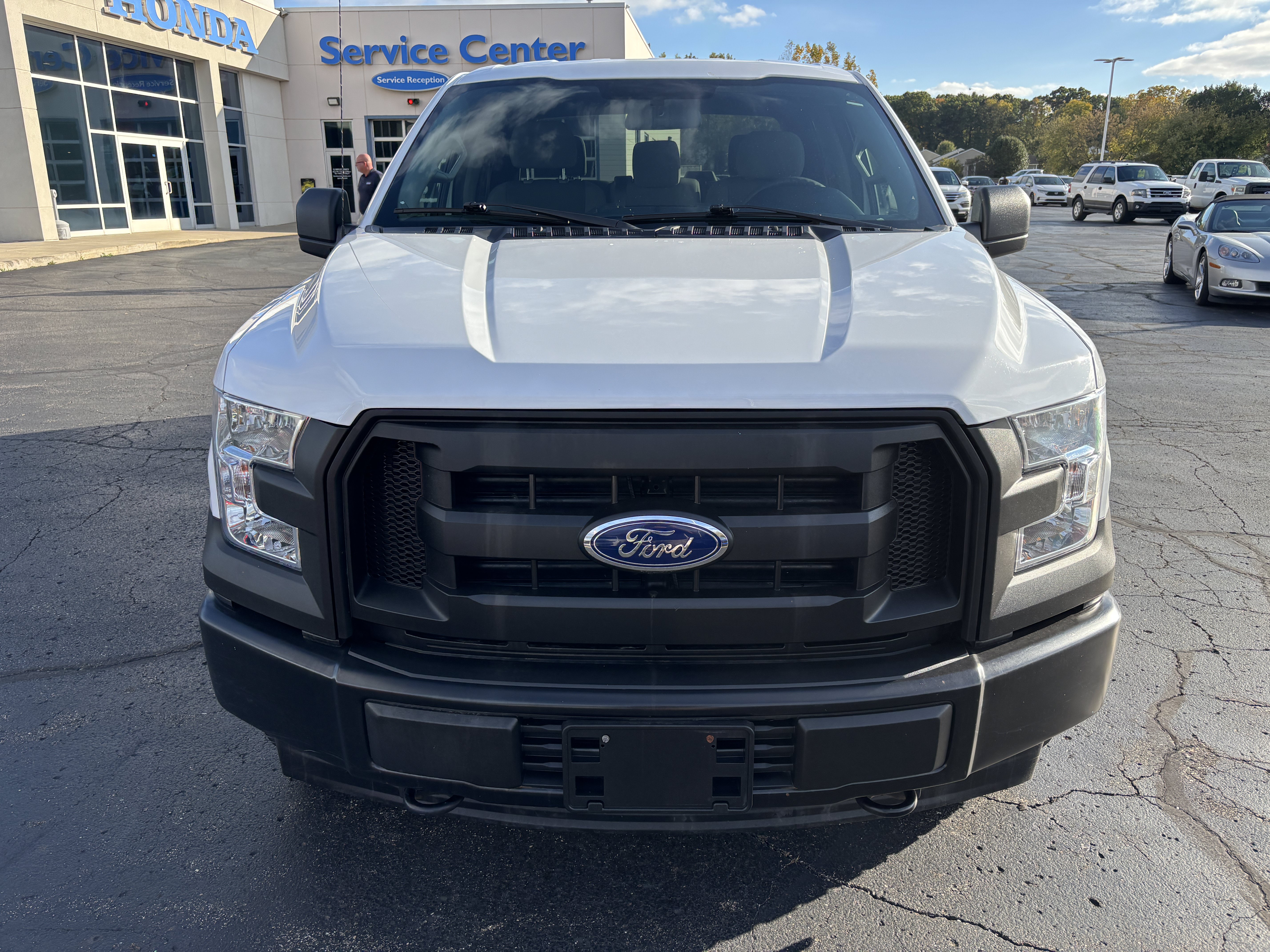 Used 2017 Ford F150 XL w/ XL Power Equipment Group AWD/4WD image 3