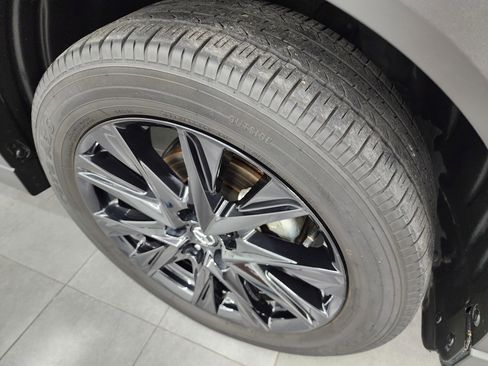 Used 2024 MAZDA CX-5 Carbon Edition image 3