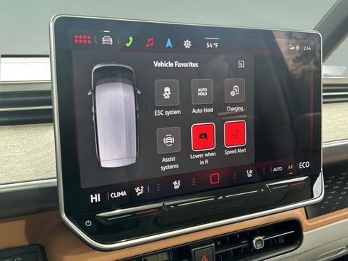 Used 2025 Volkswagen ID. Buzz 1st Edition image 20