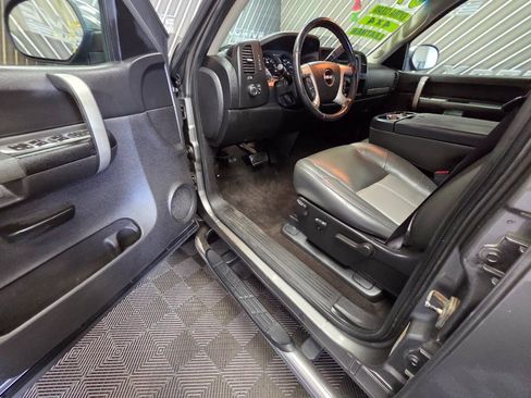 Used 2009 GMC Sierra 1500 SLE w/ Power Pack Plus AWD/4WD image 19