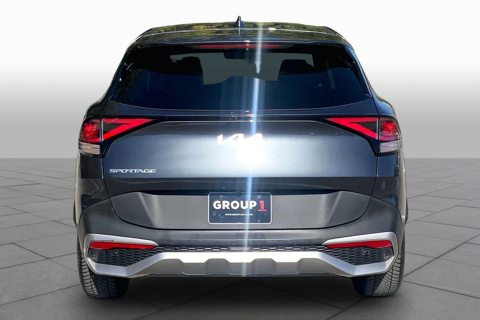 Used 2023 Kia Sportage EX FWD image 5