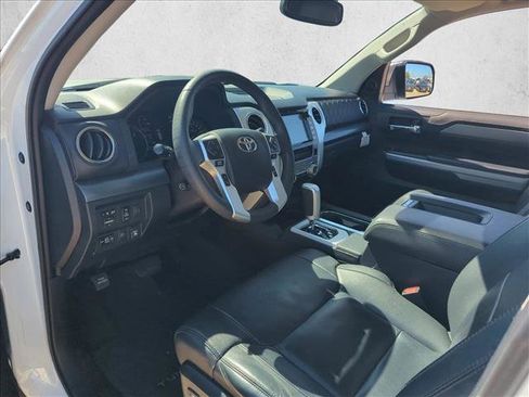 Used 2021 Toyota Tundra Platinum image 9