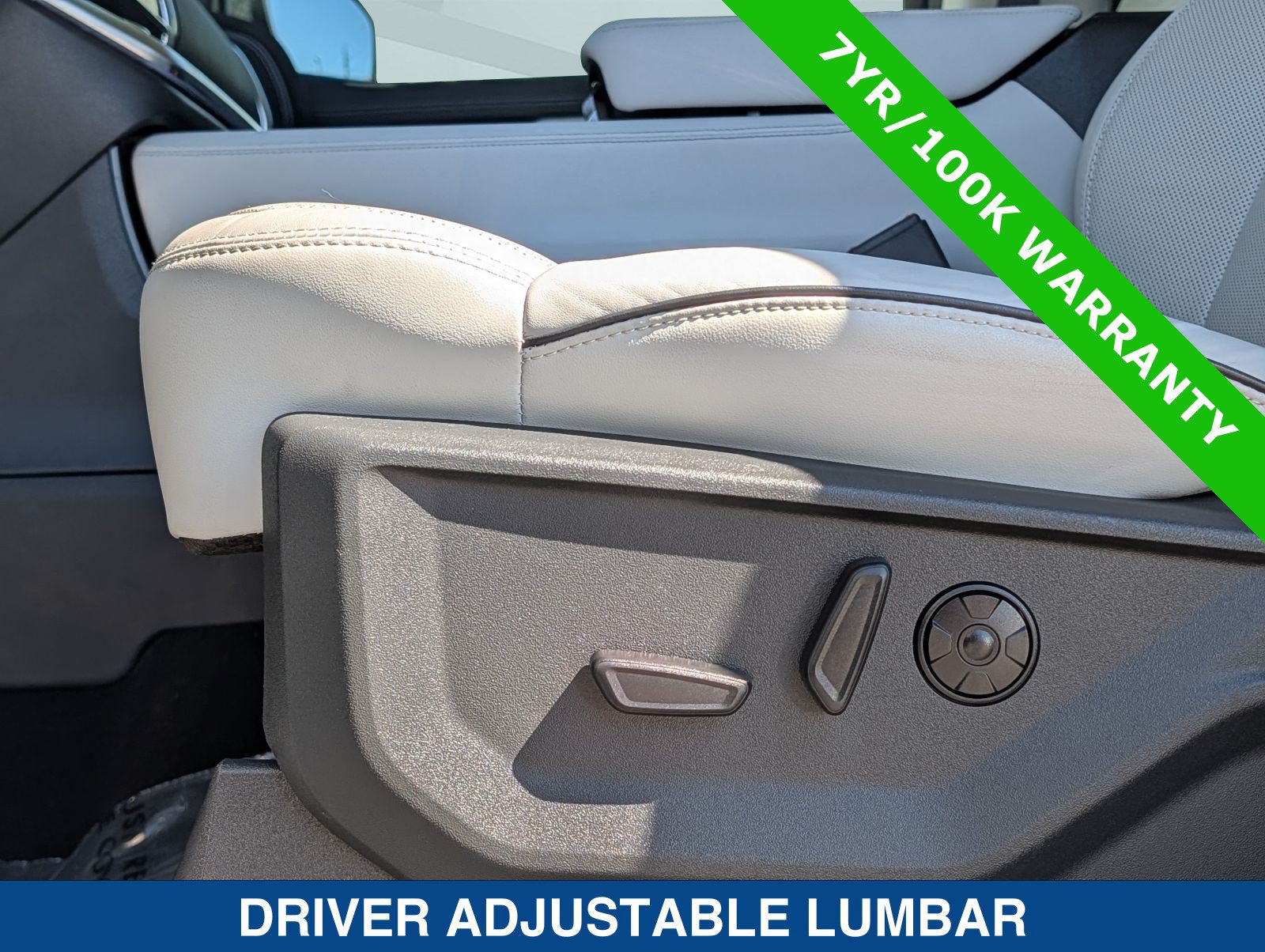 Used 2025 Ford Expedition Platinum w/ Platinum Ultimate Package AWD/4WD image 24