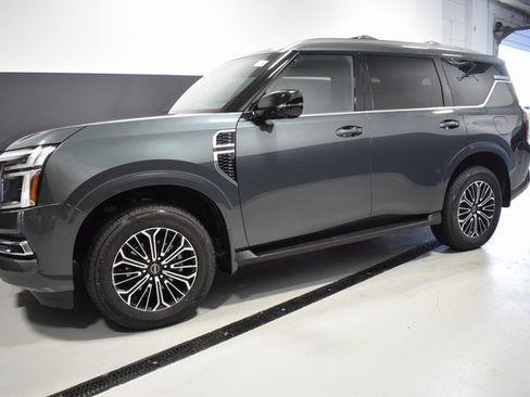 New 2026 Nissan Armada Platinum image 2