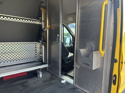 Used 2021 Ford Transit 250 148 High Roof Extended w/ Parcel Delivery Package RWD image 14