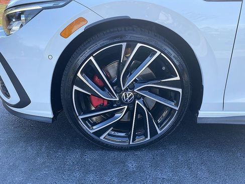 Used 2023 Volkswagen GTI Autobahn image 8
