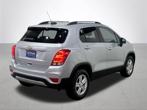 Used 2021 Chevrolet Trax LT image 10
