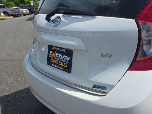 Used 2015 Nissan Versa Note SV w/ Sport Value Package FWD image 13