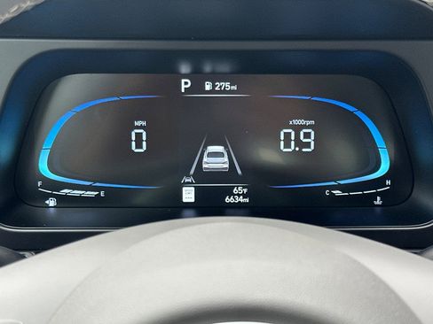 Certified 2025 Hyundai Elantra Sport image 26