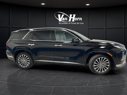 Used 2025 Hyundai Palisade Calligraphy FWD image 8