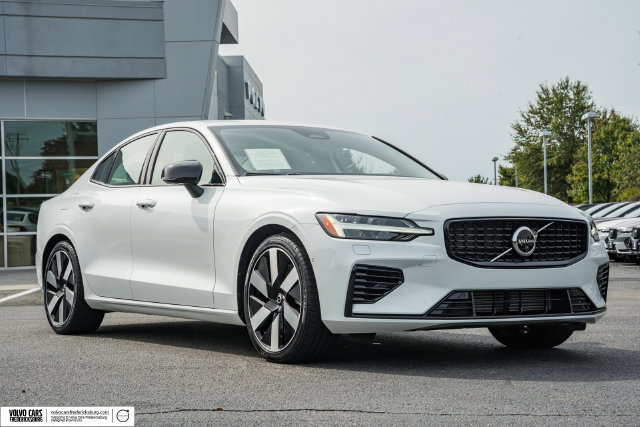 Used 2024 Volvo S60 T8 Plus w/ Climate Package AWD/4WD image 1