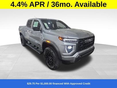 New 2026 GMC Canyon Elevation w/ Convenience Package