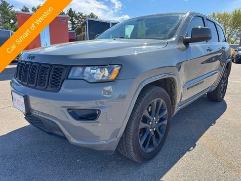 Used 2021 Jeep Grand Cherokee Laredo X AWD/4WD image 3