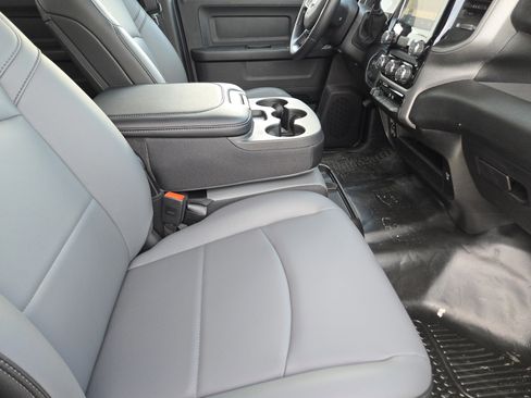 New 2026 RAM 2500 Tradesman w/ Chrome Appearance Group image 11