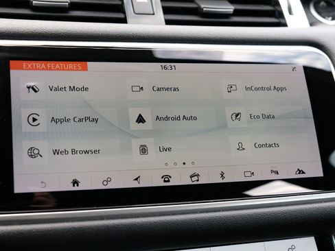 Used 2018 Land Rover Range Rover Sport HSE image 30