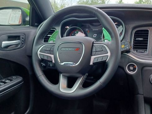 Used 2017 Dodge Charger R/T w/ Plus Group RWD image 30