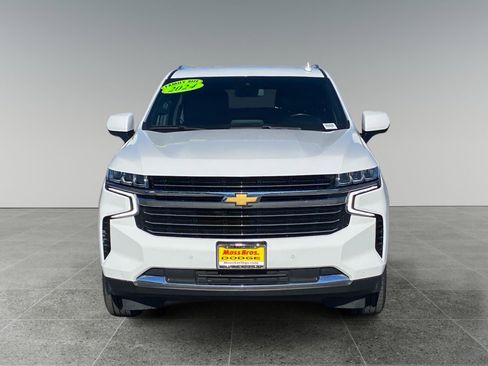 Used 2024 Chevrolet Suburban LT image 8