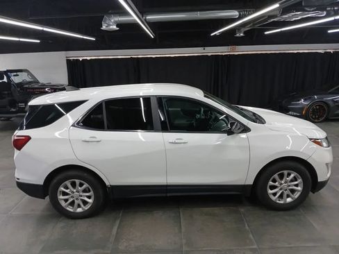 Used 2019 Chevrolet Equinox LS w/ LPO, Cargo Package FWD image 44
