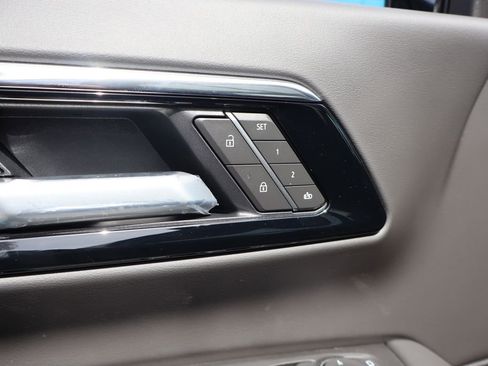 New 2026 Chevrolet Tahoe Premier AWD/4WD image 12