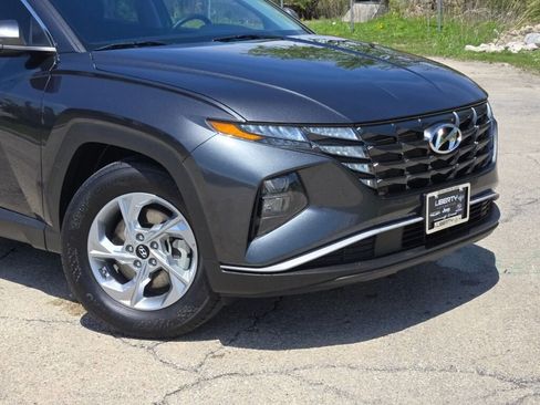 Used 2023 Hyundai Tucson SEL FWD image 2