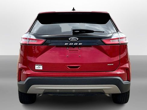 Used 2023 Ford Edge SEL image 4