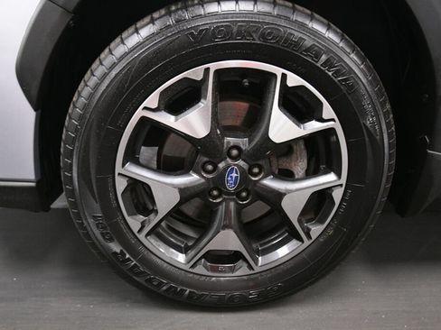 Used 2020 Subaru Crosstrek 2.0i Premium AWD/4WD image 32