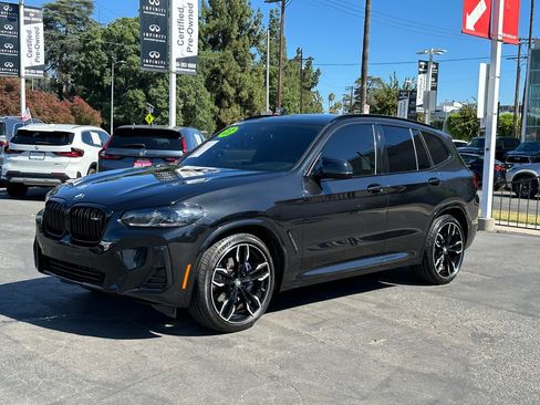 Used 2023 BMW X3 M40i w/ Shadowloine Package AWD/4WD image 2