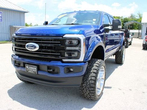 Used 2026 Ford F250 Platinum AWD/4WD image 3
