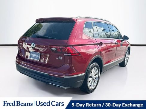 Used 2018 Volkswagen Tiguan SE w/ Panoramic Sunroof Package AWD/4WD image 10