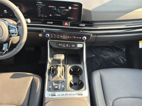 New 2026 Kia Carnival SX Prestige image 23