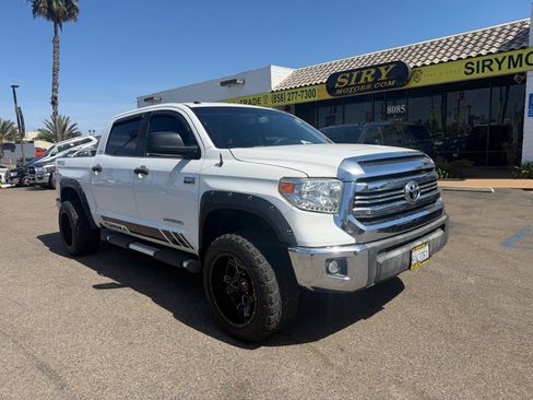 Used 2014 Toyota Tundra SR5 w/ SR5 Upgrade Package RWD image 1