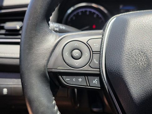 Used 2019 Toyota Camry SE FWD image 27