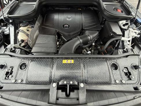 Used 2024 Mercedes-Benz GLE 450e 4MATIC image 28