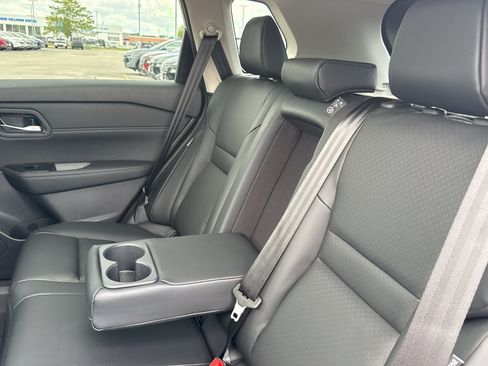 New 2026 Nissan Rogue Dark Armor AWD/4WD image 34