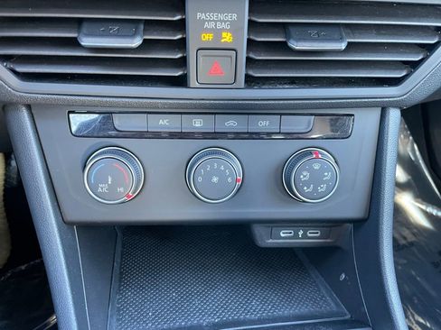 Used 2024 Volkswagen Jetta S image 11