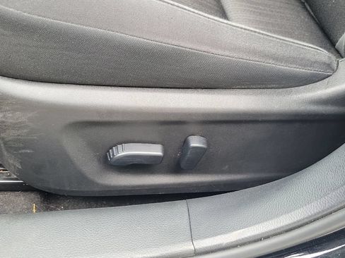 Used 2025 Nissan Altima 2.5 SV FWD image 20