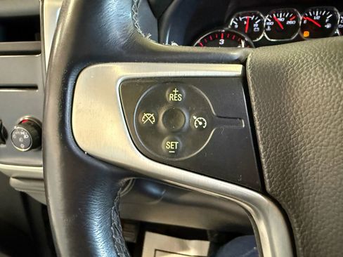 Used 2015 GMC Sierra 1500 SLE w/ SLE Value Package image 19