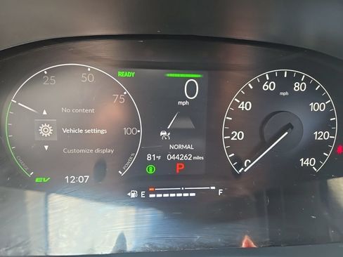 Used 2025 Honda Civic Sport image 16