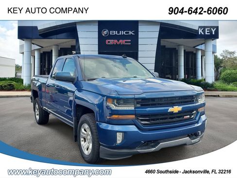 Used 2018 Chevrolet Silverado 1500 LT w/ All Star Edition AWD/4WD image 1
