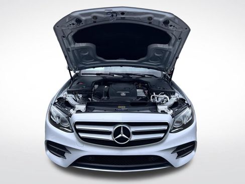 Used 2019 Mercedes-Benz E 300 image 17