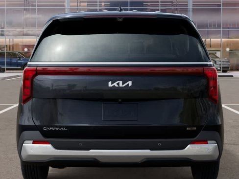 New 2026 Kia Carnival EX FWD image 13