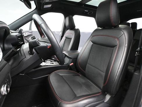 Used 2022 Ford Explorer ST-Line w/ Class IV Trailer Tow Package image 24