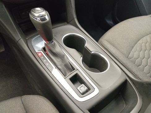 Used 2021 Chevrolet Equinox LT FWD image 26