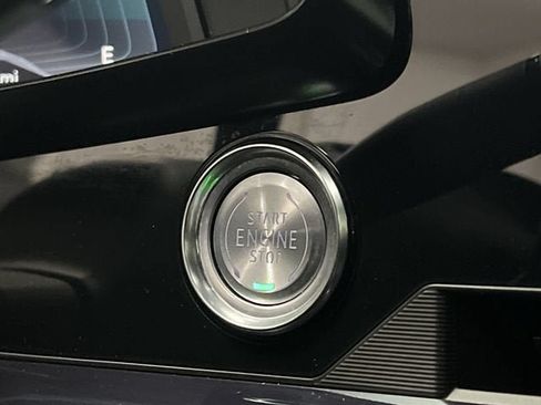 Certified 2024 Chevrolet Corvette Stingray Preferred Conv w/ Stealth Interior Trim Package RWD image 17
