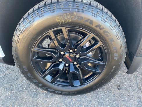 New 2026 GMC Sierra 1500 Elevation w/ Preferred Package image 11